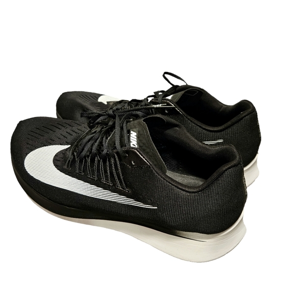 nike zoom lightweight